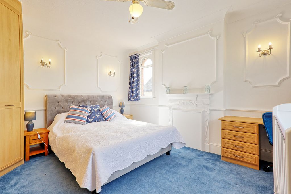Additional image 17 of 7 bed detached house for saleErnest Road, Emerson Park RM11