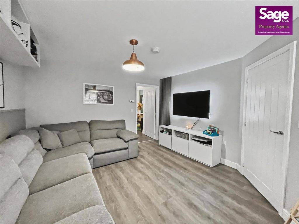 Additional image 4 of 3 bed semi-detached house for saleHeol Lowri, Pontrhydyrun, Cwmbran NP44