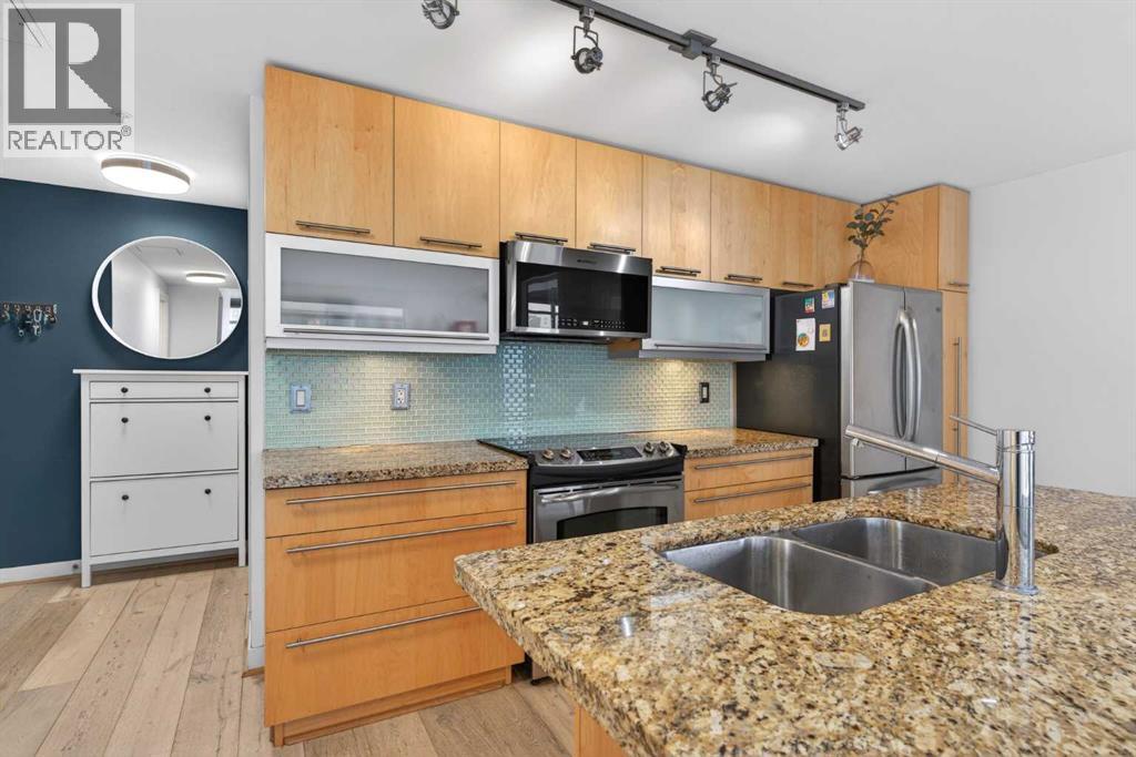 Additional image 6 of 215 13 Avenue Southwest, Calgary, AB, T2R0V6