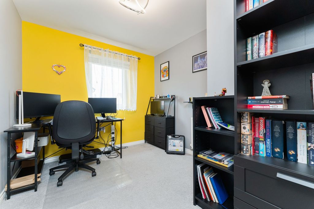 Additional image 16 of 4 bed town house for saleGisborne Drive, Airdrie ML6