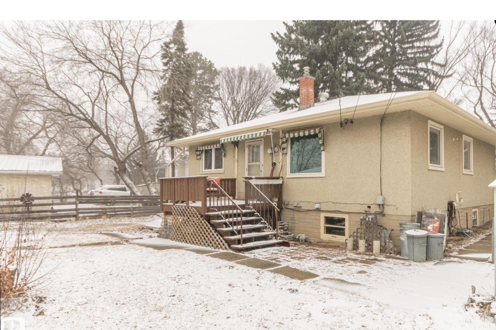 Additional image 8 of 11255 71 Avenue NW, Edmonton, AB, T6G0A5