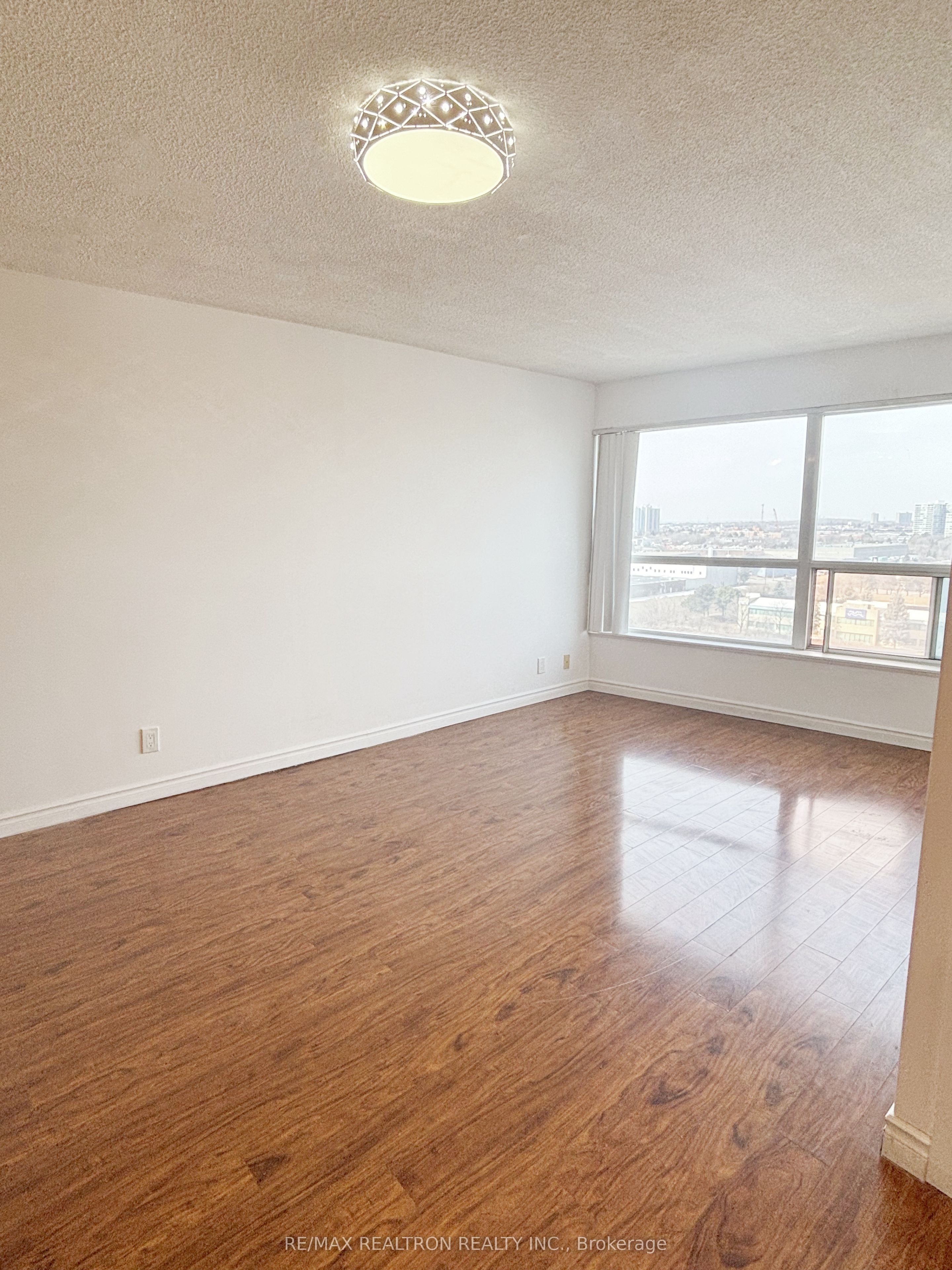 Additional image 3 of 1115-36 Lee Centre Drive, Toronto, ON, M1H 3K2