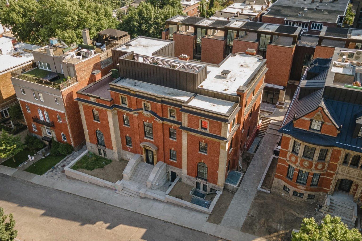 3454Z Av. du Musée