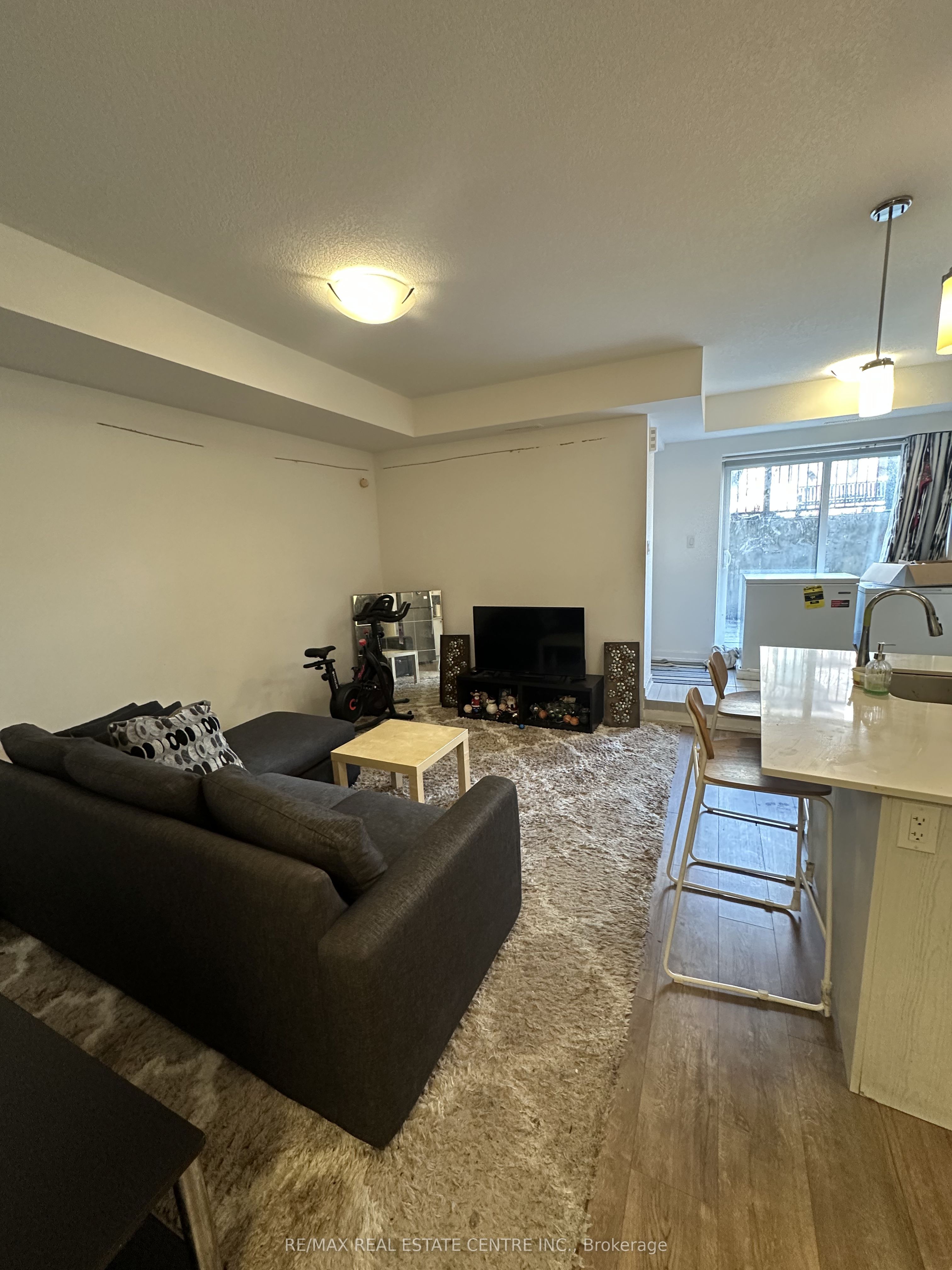 Additional image 4 of E9-20-20 Palace Street, Kitchener, ON, N2E 0J3
