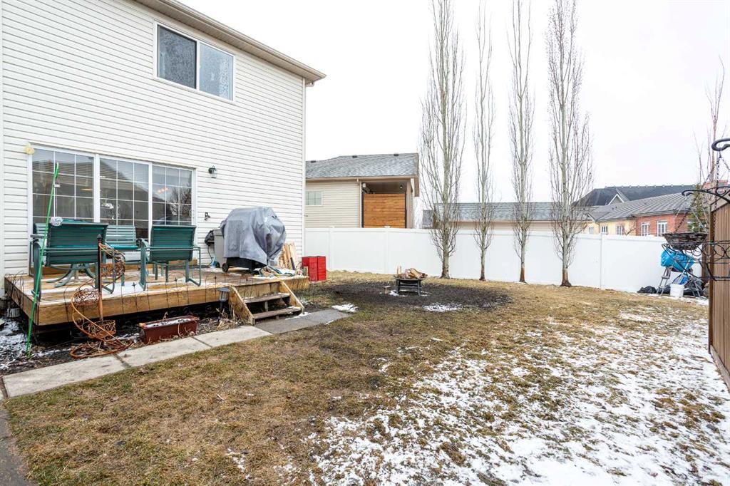 Additional image 4 of 204 Eversyde Circle SW, Calgary, AB, T2Y4T4