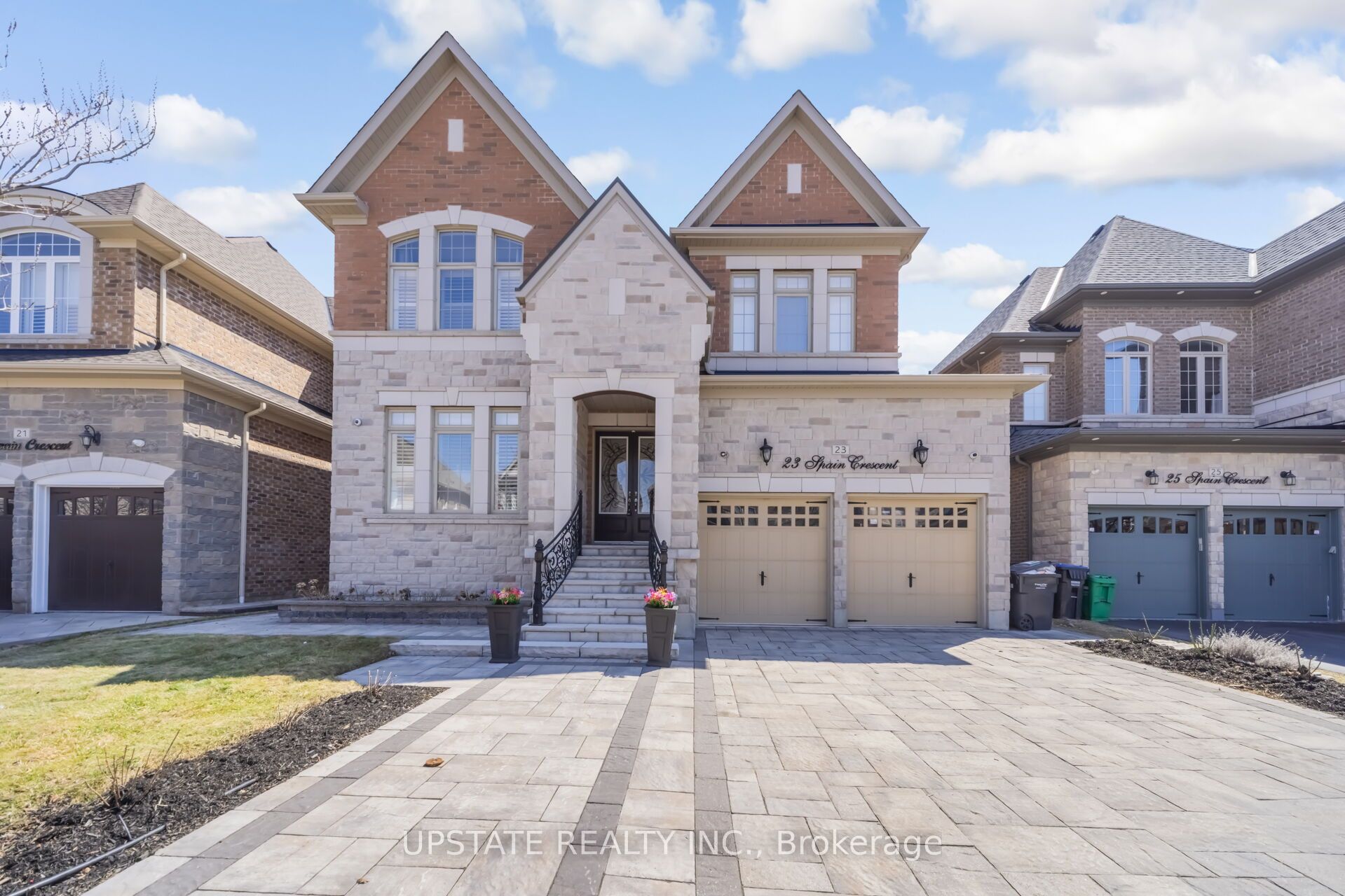 Additional image 2 of 23 Spain Crescent, Brampton, ON, L6P 4G8