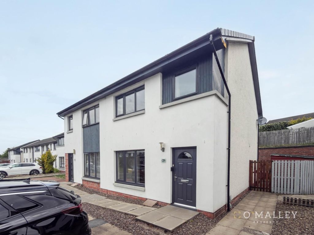 3 bed semi-detached house for saleBryden Way, Alloa FK10
