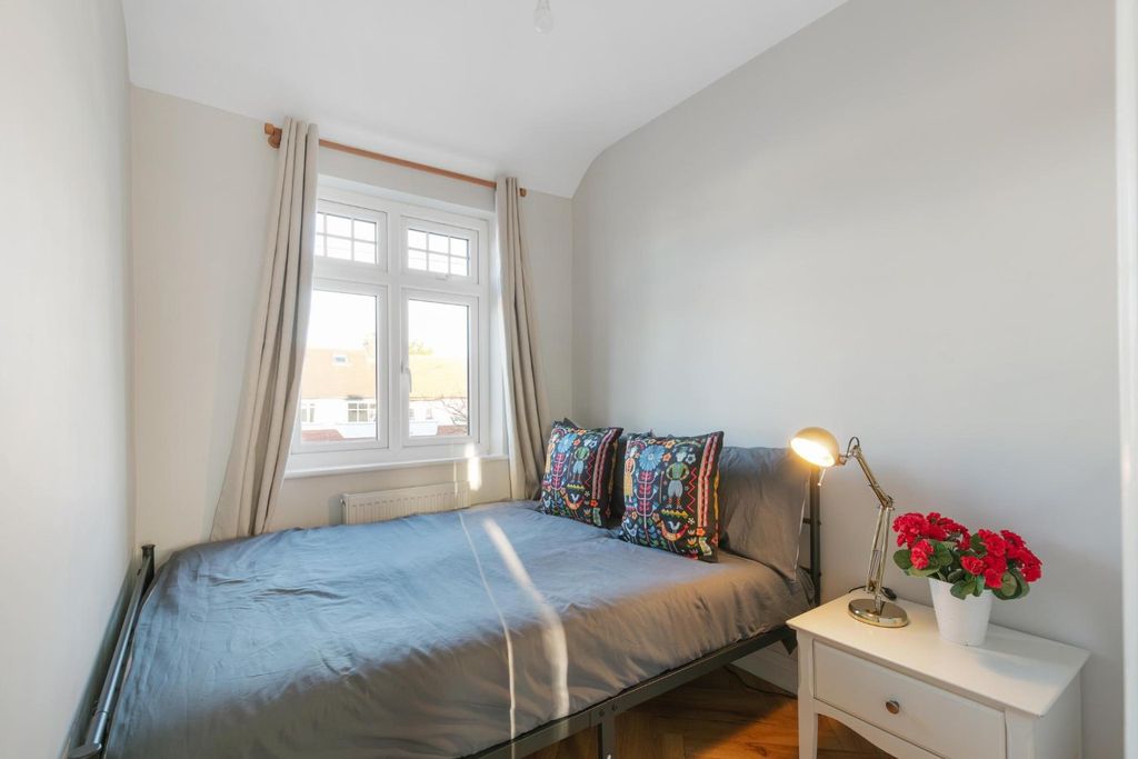 Additional image 16 of 3 bed terraced house for saleAviemore Way, Beckenham BR3