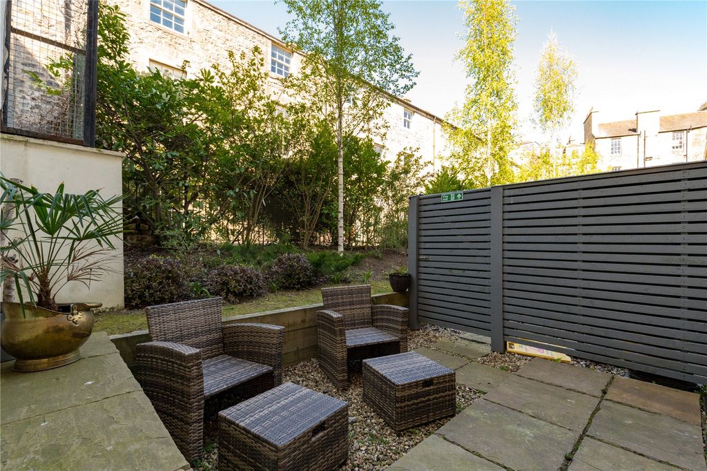 Additional image 18 of 2 bed terraced house for saleBroughton Street Lane, New Town, Edinburgh, Midlothian EH1
