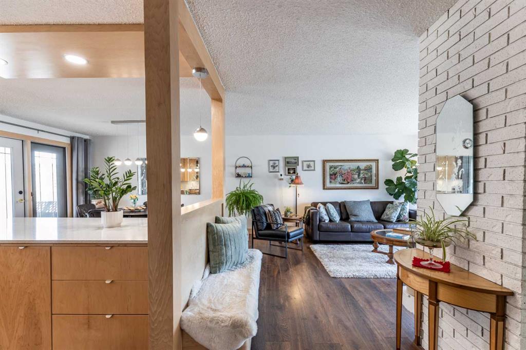 Additional image 6 of 16 Rossland Court SE, Medicine Hat, AB, T1B2M2