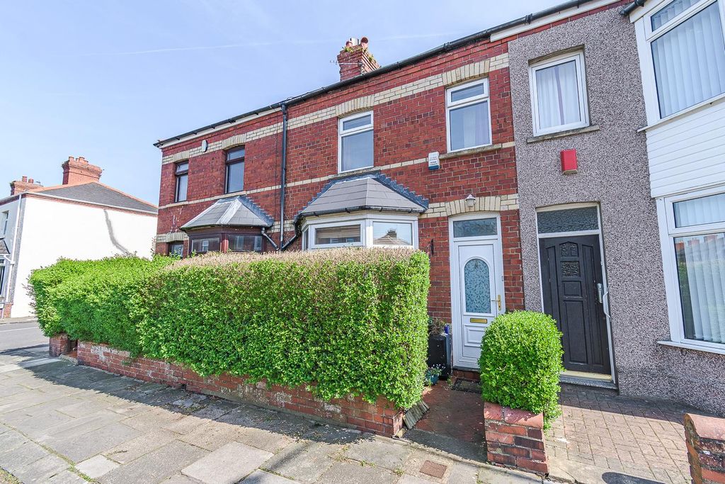 2 bed terraced house for saleSalisbury Road, Barry CF62