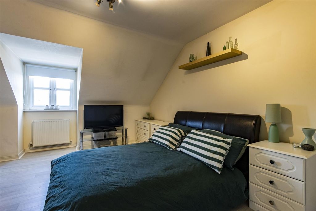 Additional image 14 of 4 bed town house for saleRegent Gardens, Canal Wharf, Chesterfield S41