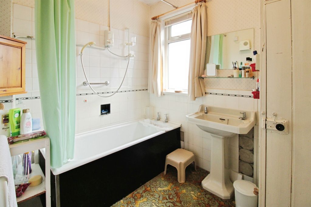 Additional image 15 of 3 bed semi-detached house for saleForeland Road, Whitchurch, Cardiff CF14