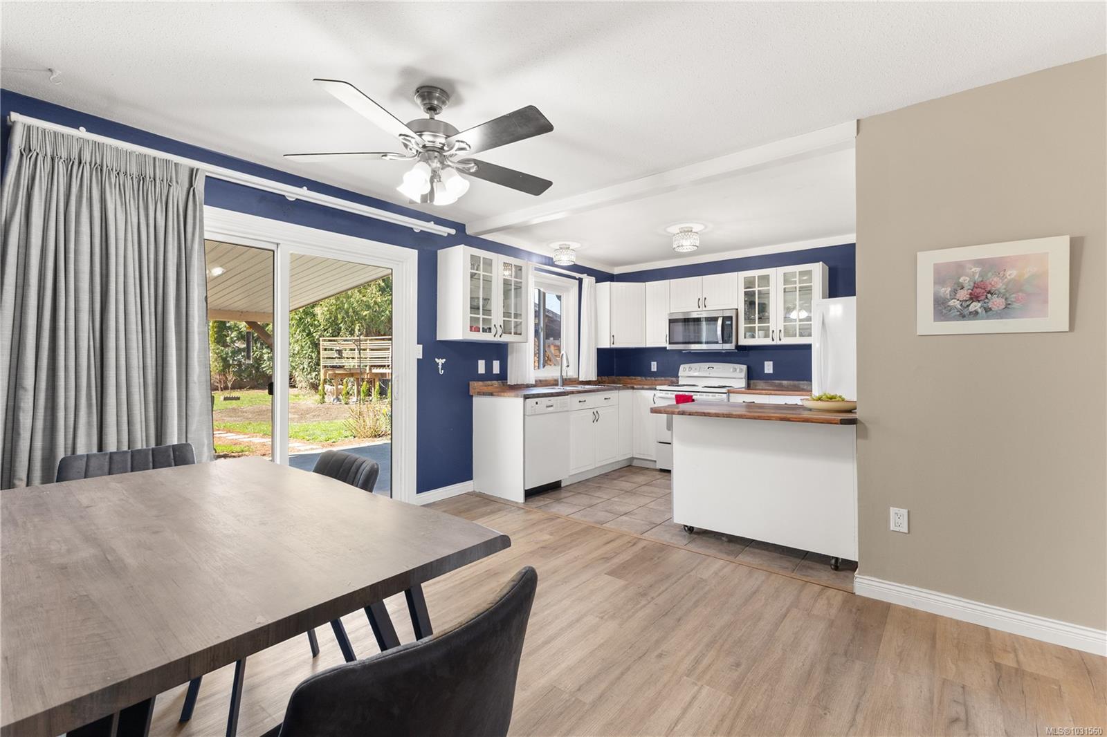 Additional image 4 of 2391 Tull Avenue, Courtenay, BC, V9N 7S1