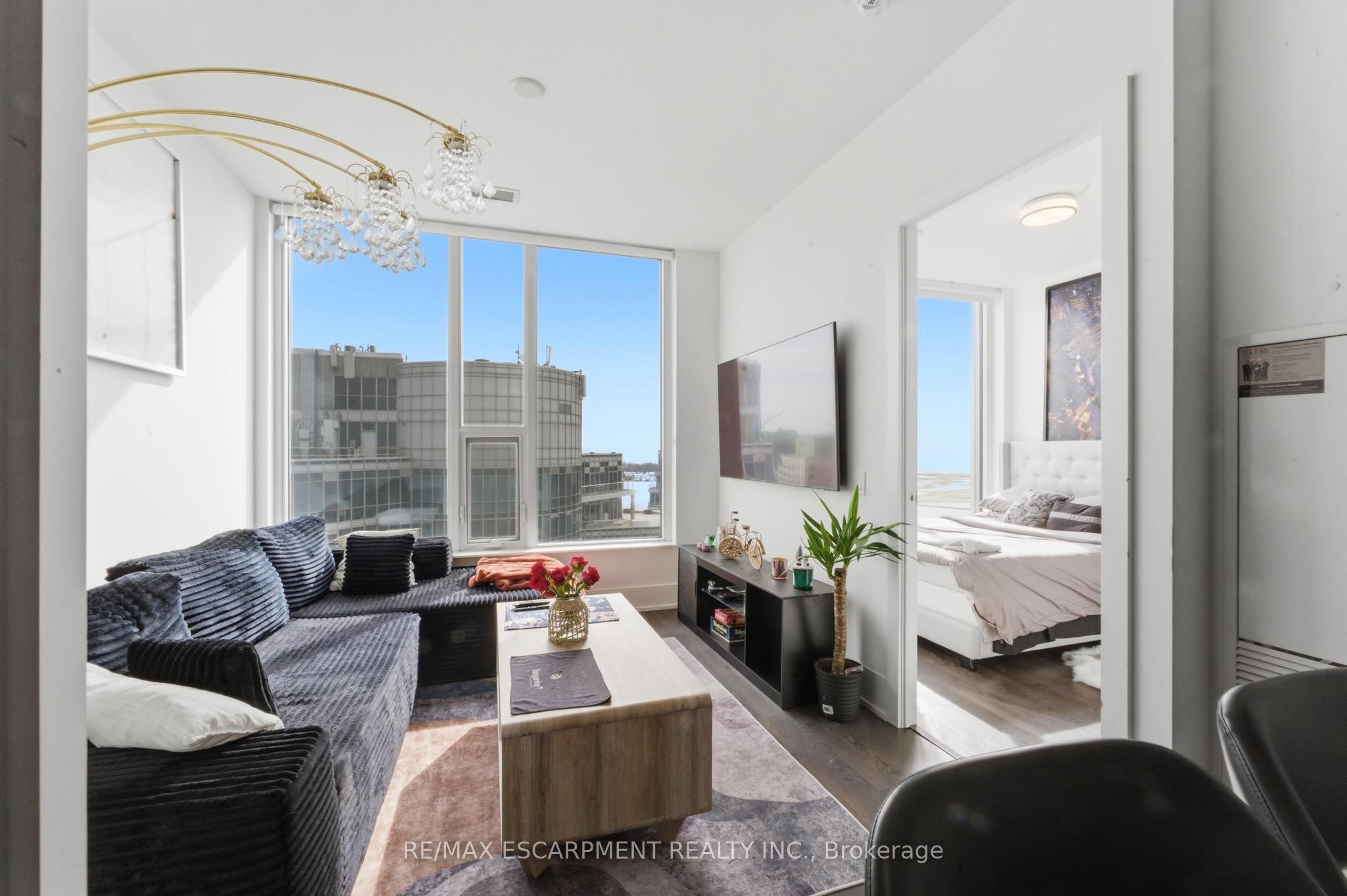 Additional image 6 of 3807-10 York Street, Toronto, ON, M5J 0E1