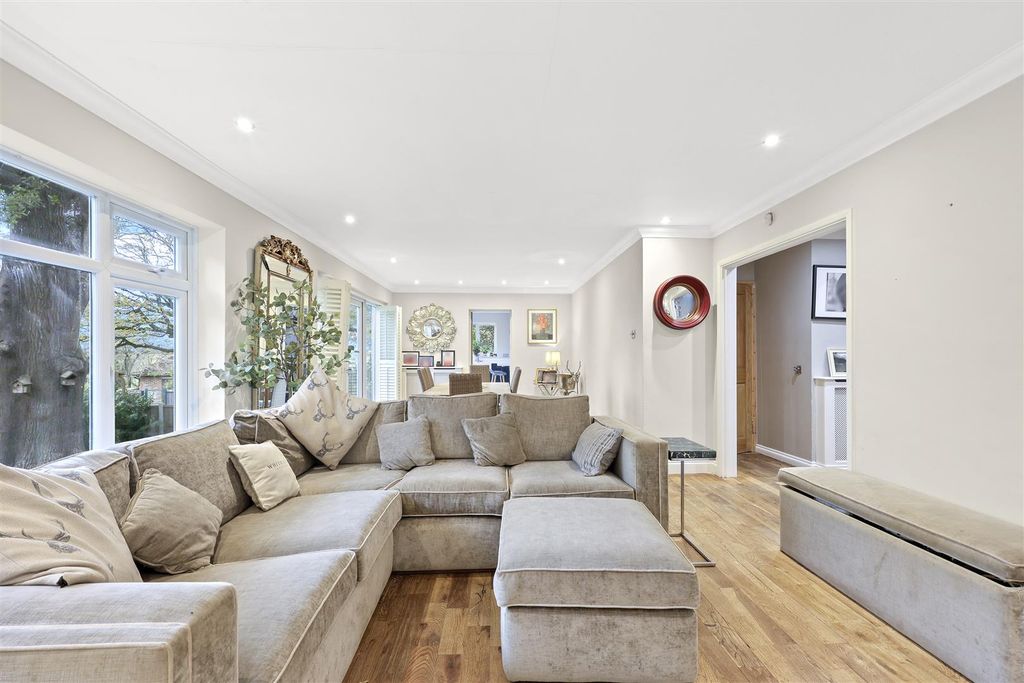 Additional image 4 of 5 bed semi-detached house for saleArdmore Lane, Buckhurst Hill IG9