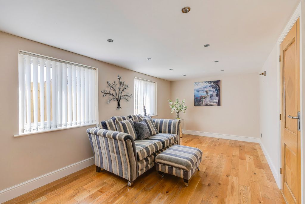 Additional image 21 of 4 bed detached house for saleWern Fawr Lane, Old St Mellons, Cardiff CF3