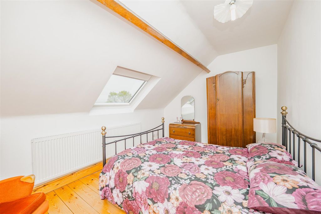 Additional image 37 of 5 bed semi-detached house for saleThe Parade, Barry CF62