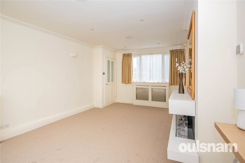 Additional image 3 of 3 bed semi-detached house for saleLinden Road, Bournville, Birmingham B30