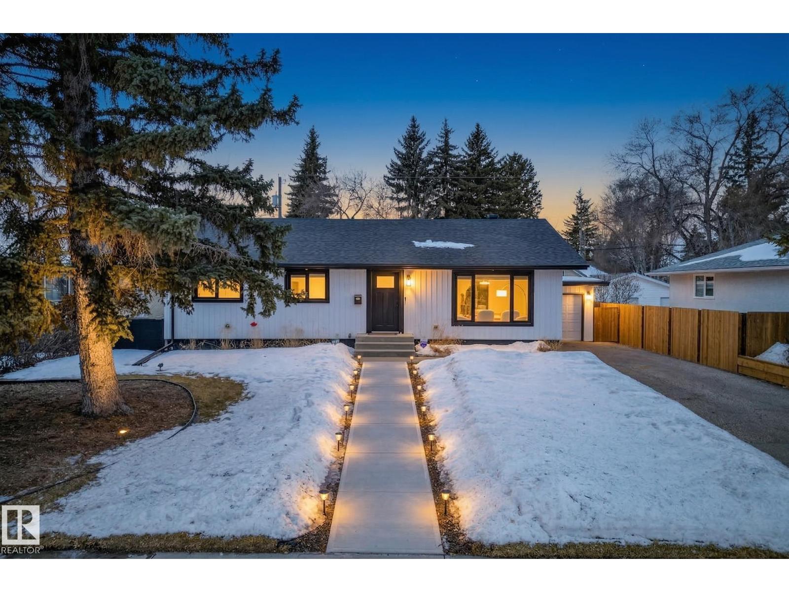 Additional image 3 of 8604 142 Street NW, Edmonton, AB, T5R0M1