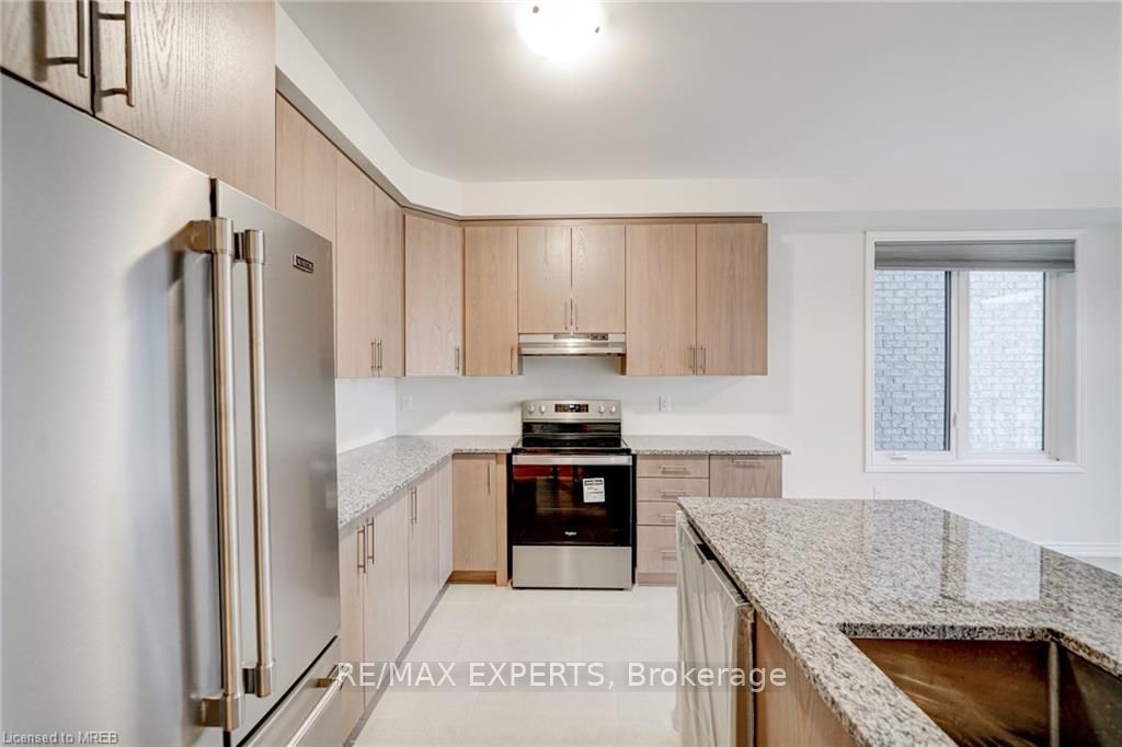 Additional image 3 of 185 South Ocean Drive, Oshawa, ON, L1L 0K4