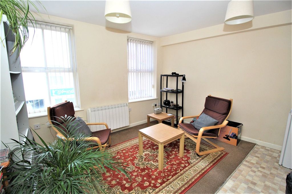 Additional image 2 of 1 bed flat for saleTurk Street, Alton, Hampshire GU34