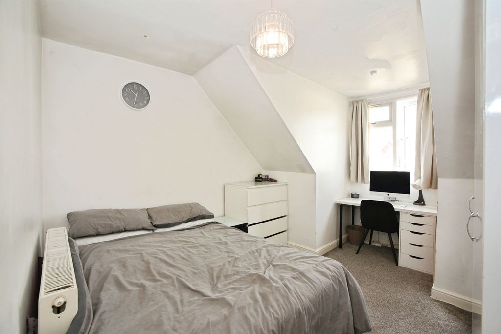 Additional image 19 of 5 bed semi-detached bungalow for saleHeath Park Avenue, Cardiff CF14