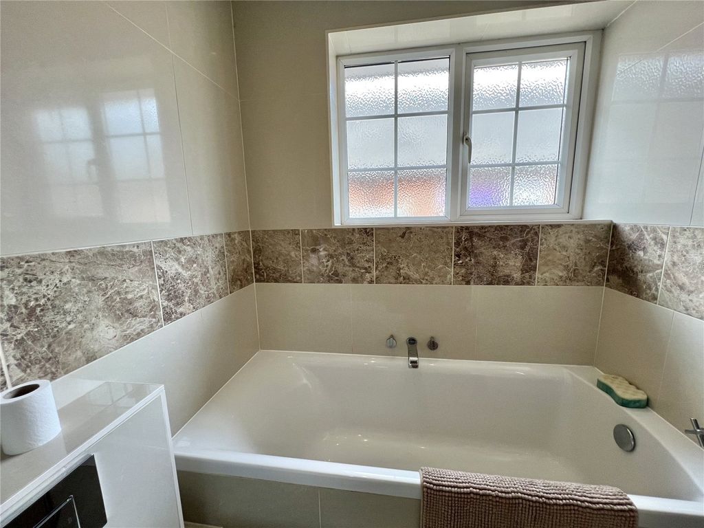 Additional image 9 of 3 bed bungalow for saleWhite Cliff Gardens, Blandford Forum, Dorset DT11
