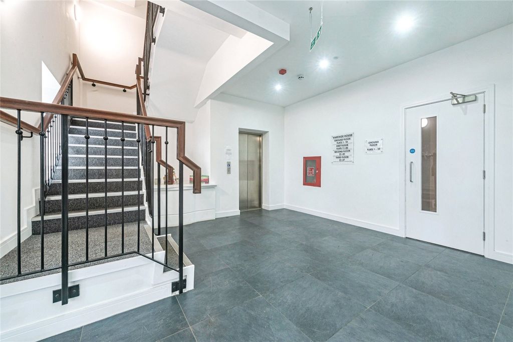 Additional image 21 of 2 bed flat for saleLittle Victoria Street, Basingstoke, Hampshire RG21