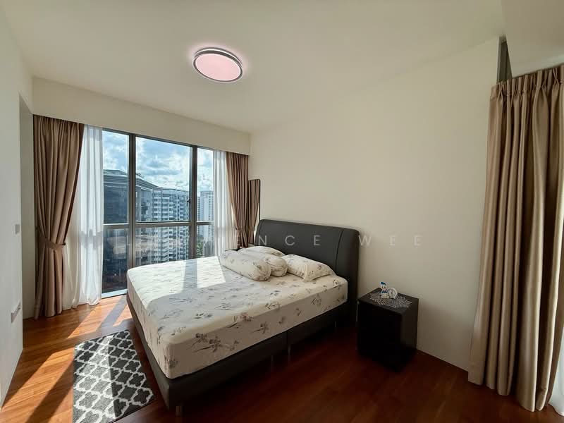 18 Amber Gardens photo 3