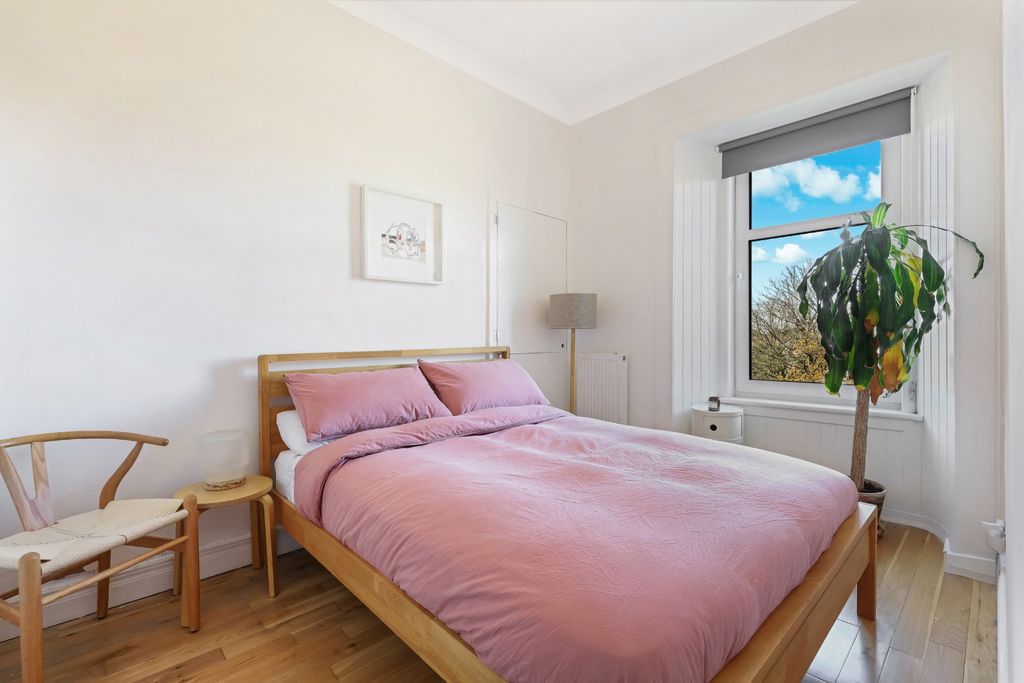 Additional image 6 of 2 bed flat for saleJanefield Place, Beith, North Ayrshire KA15