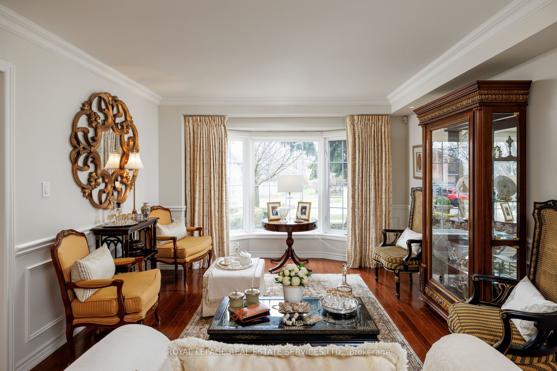Additional image 2 of 2030 Banbury Crescent, Oakville, ON, L6H 5P9