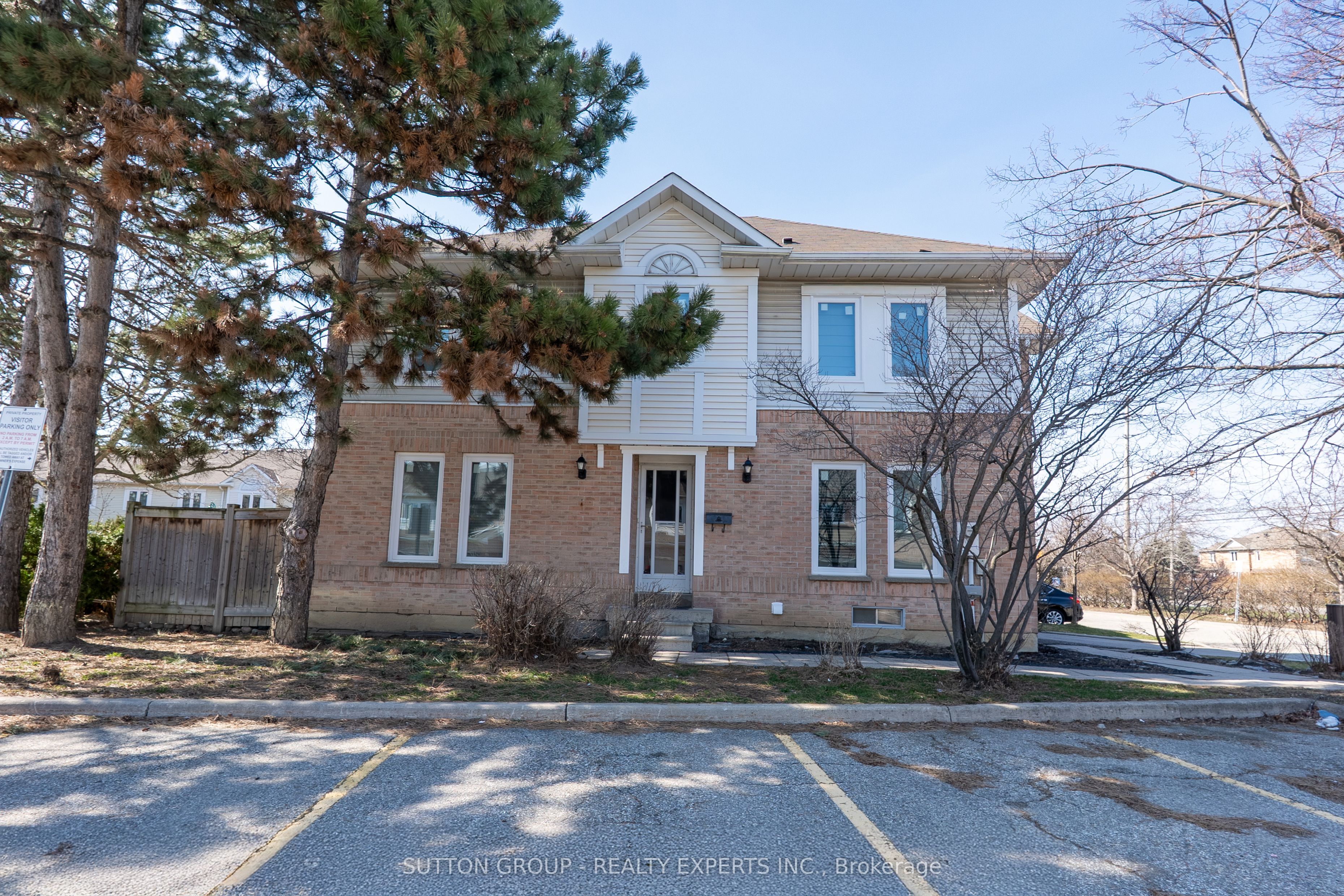 Additional image 3 of 63 Wickstead Court, Brampton, ON, L6R 1N8