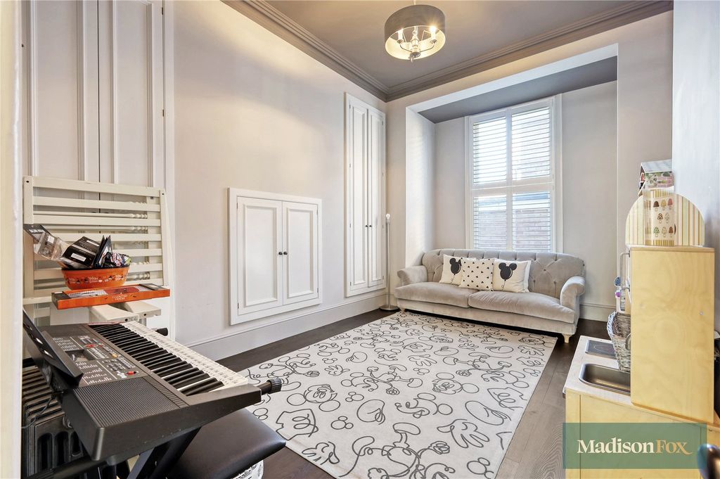 Additional image 22 of 5 bed detached house for saleQueens Road, Buckhurst Hill, Essex IG9