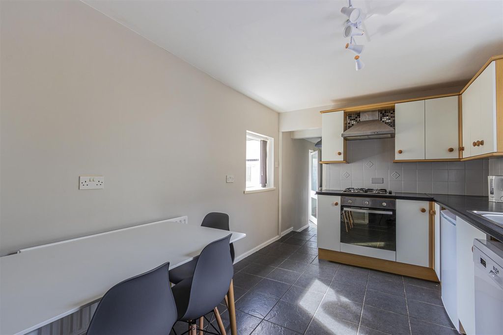 Additional image 14 of 1 bed flat for saleTyn-Y-Coed Place, Roath, Cardiff CF24