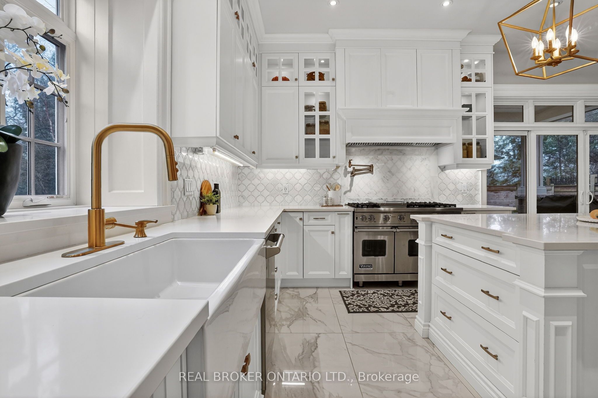 125 Central Drive, Hamilton, ON, L9G 2A3 photo 3