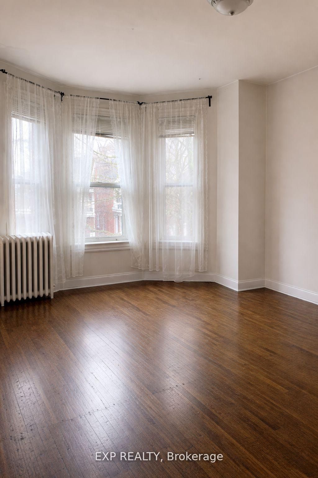 Additional image 2 of 190 Dunn Avenue, Toronto, ON, M6K 2R9