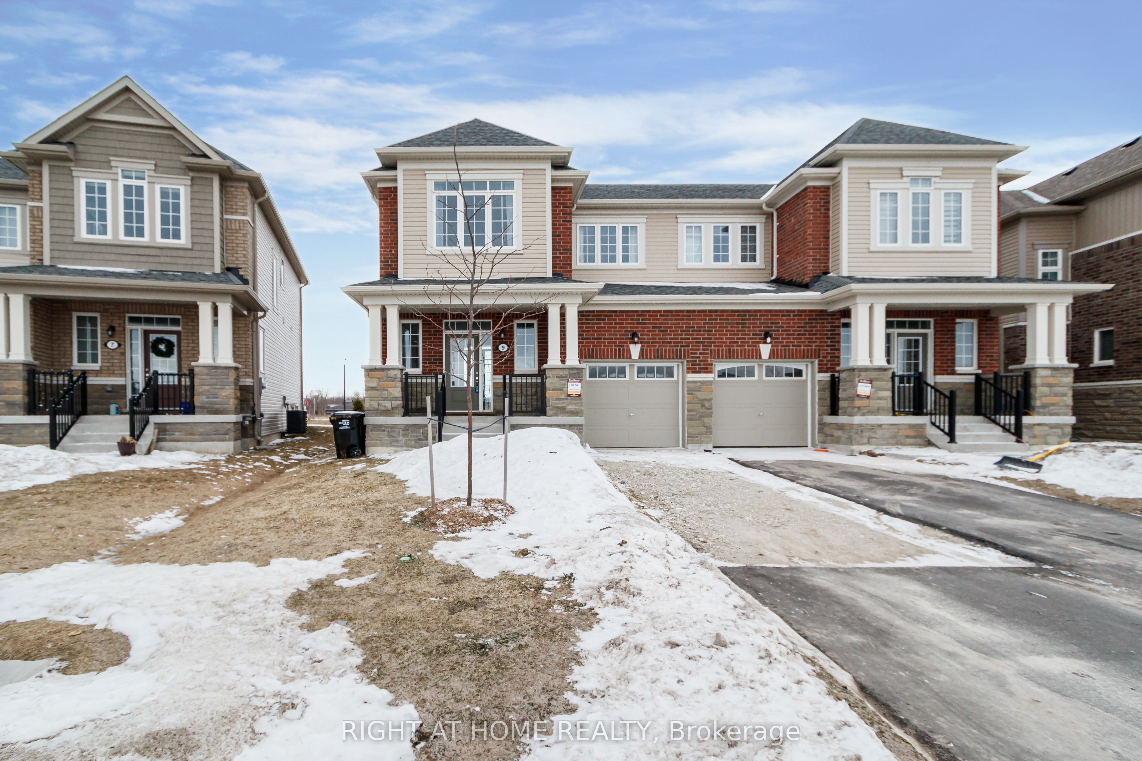 9 Mission Street, Wasaga Beach, ON, L9Z 0L8