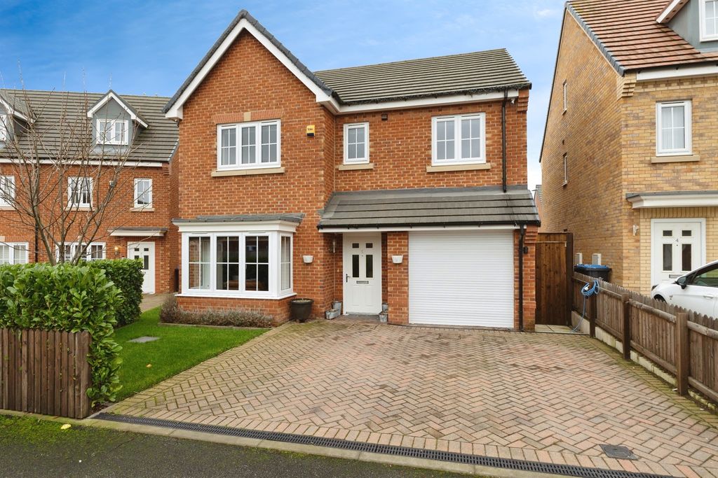 4 bed detached house for saleGold Court, Middlesbrough TS4