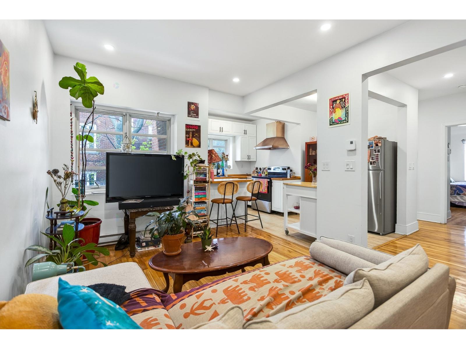1466 Av. Ducharme