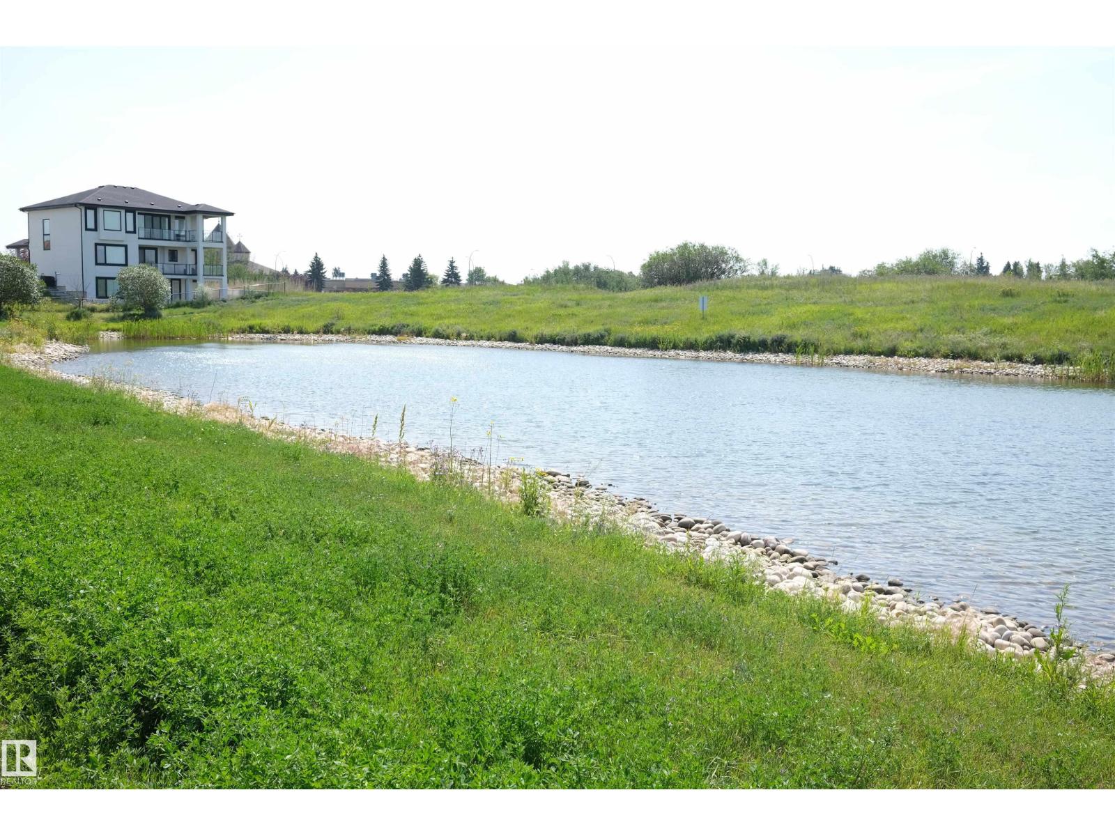 Additional image 3 of 9227 156 Avenue NW, Edmonton, AB, T5Z0S4