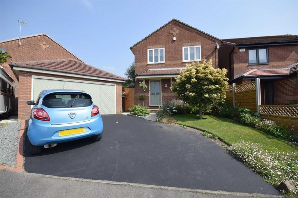 4 bed detached house for saleMarston Close, Belper DE56
