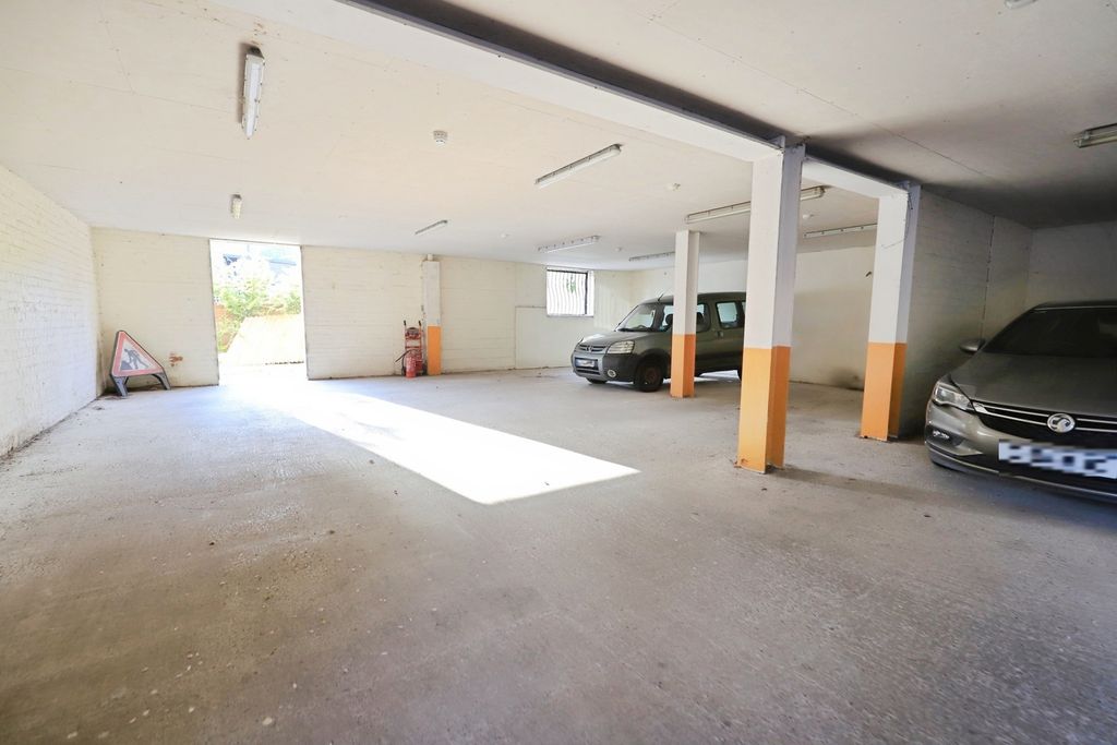 Additional image 14 of 2 bed flat for saleCastle Road, Kidderminster, Worcestershire DY11