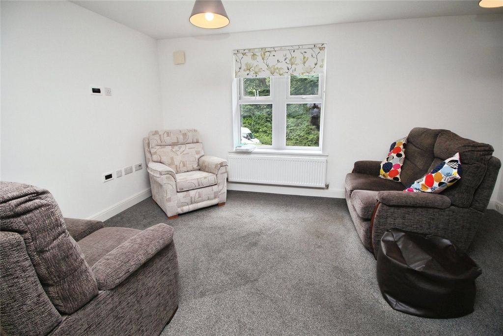 Additional image 4 of 2 bed flat for saleBelvoir Road, Bideford, Devon EX39