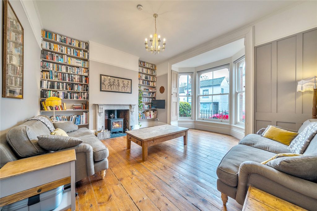 Additional image 5 of 5 bed semi-detached house for saleWest Street, Bourne, Lincolnshire PE10