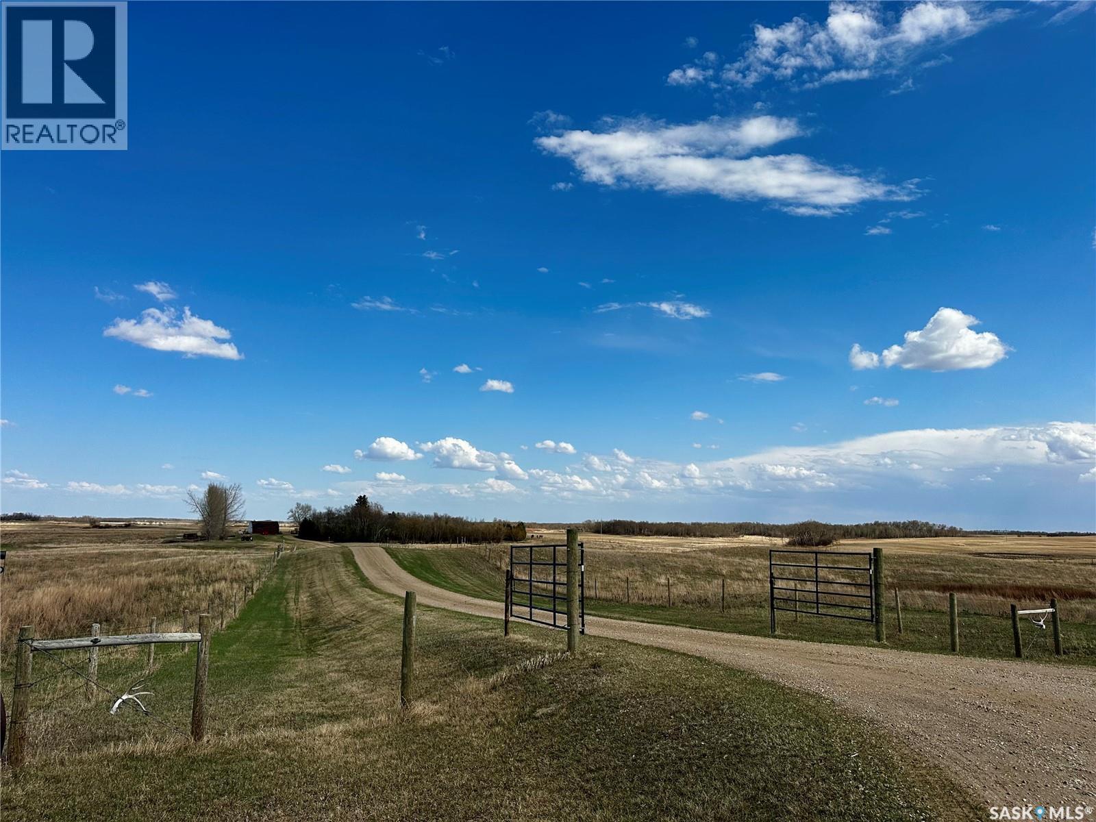 18.7 Acres- South of QuAppelle