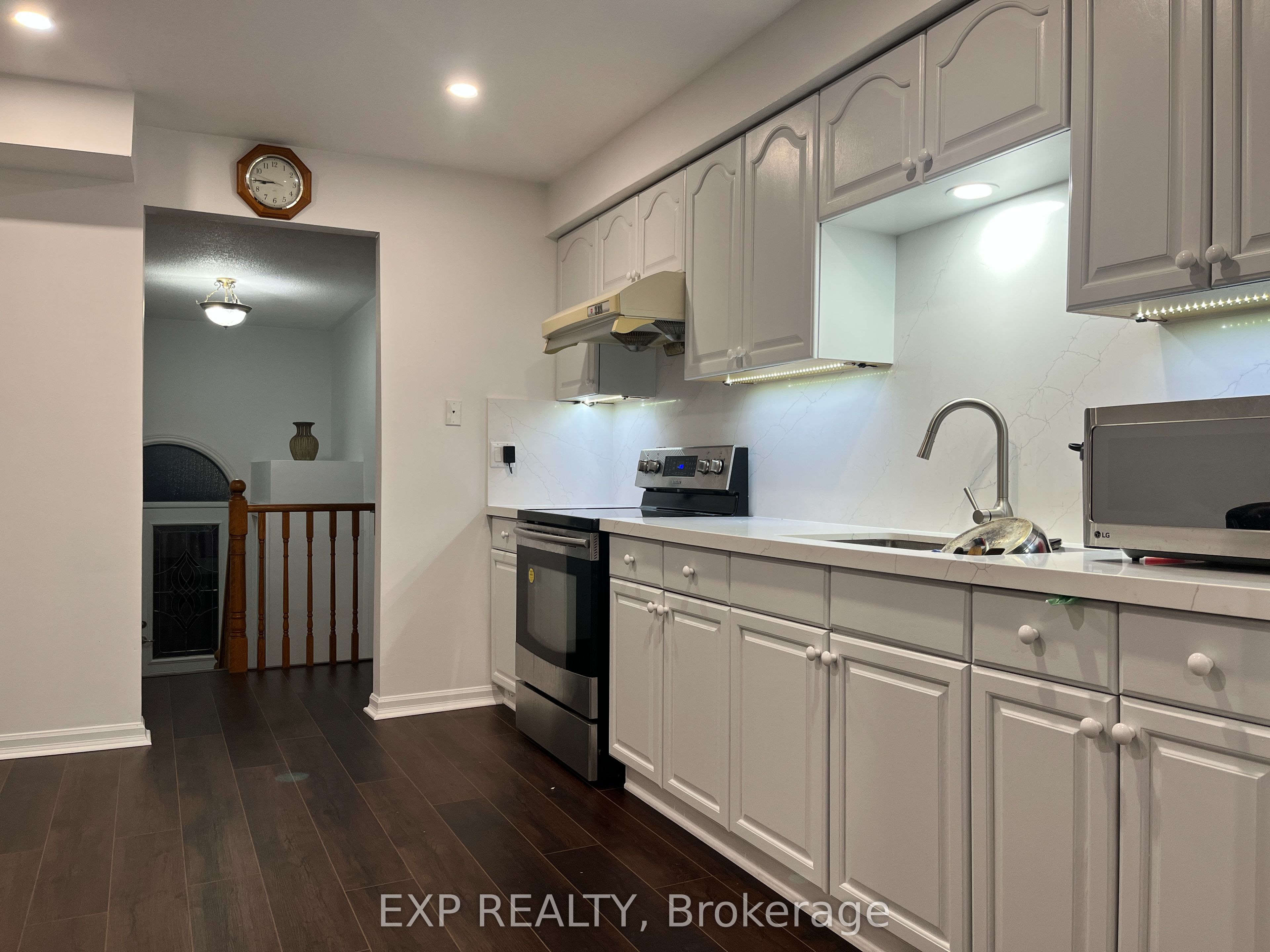 Additional image 5 of 216 Colborne Street NE, Bradford West Gwillimbury, ON, L3Z 2R5