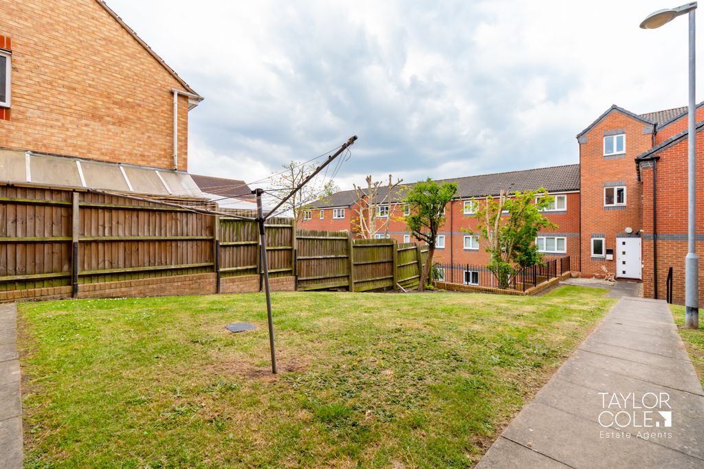 Additional image 13 of 2 bed flat for salePeel Drive, Wilnecote, Tamworth B77