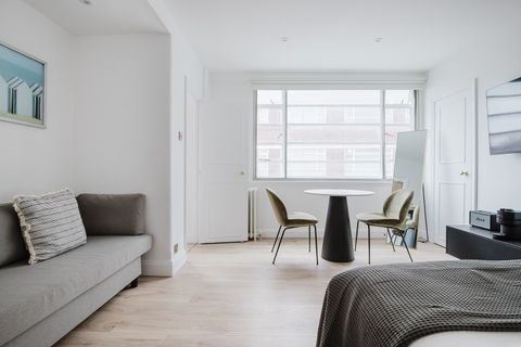 Chelsea SW3, Studio to rent