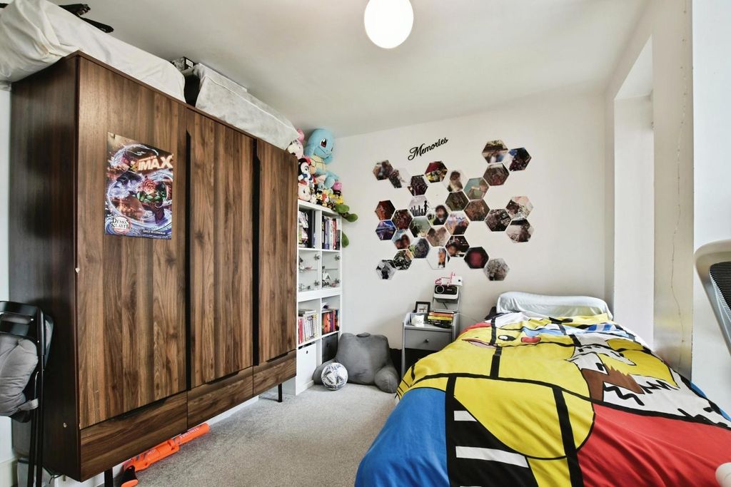 Additional image 22 of 2 bed flat for saleBaskerville Road, Altrincham, Greater Manchester WA14